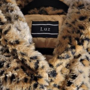 🐆Faux Fur Cheetah Coat, Luz, SMALL, girls/women